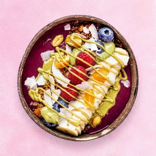 Açaí Bowl Pistachio mit Pistaziencreme