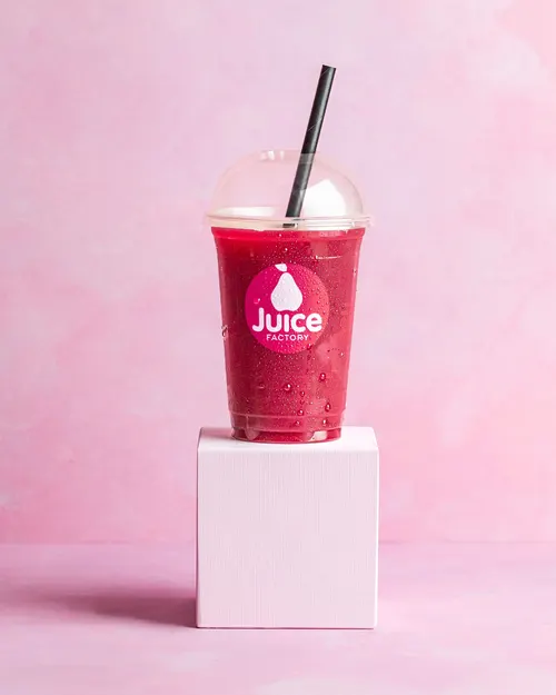 Juice Captain Kiwi with kiwi, strawberry, apple