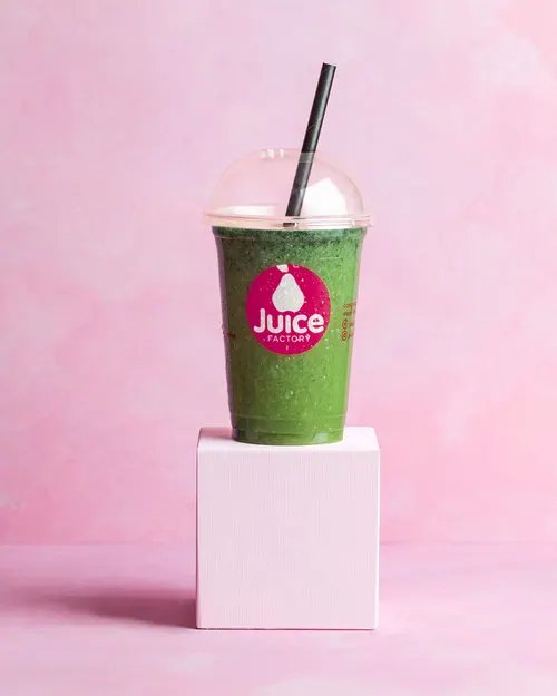 Juice Italian Stallion with rocket, basil, apple, lemon