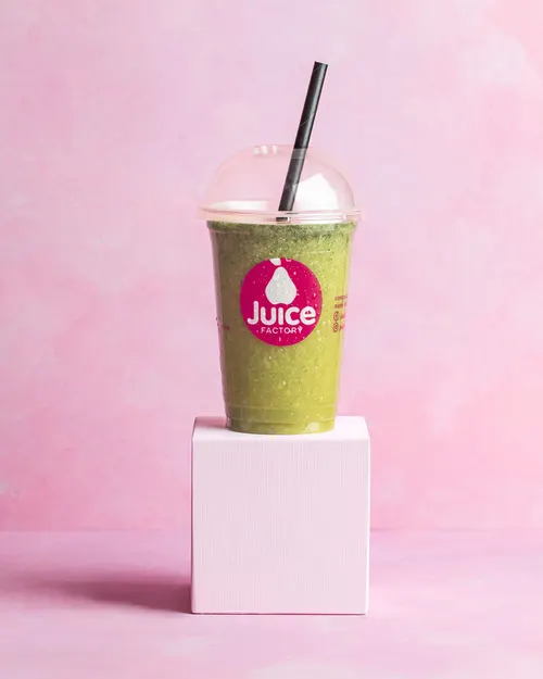 Juice Mo Joe with cucumber, pineapple, basil, lemon, apple