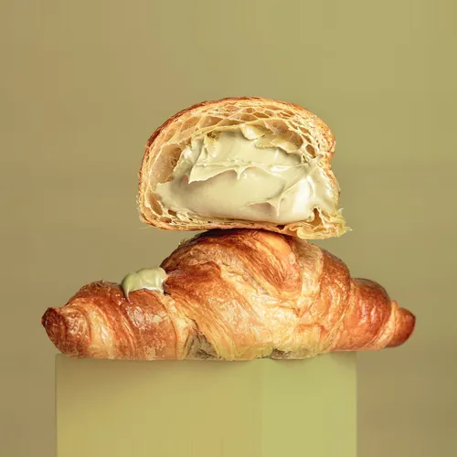 Pistachio Croissant